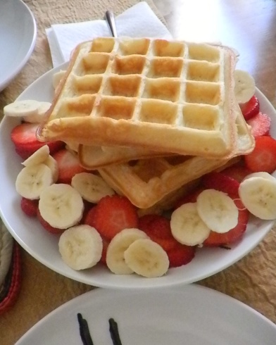 Vanilla Waffles with strawberries and banana slices