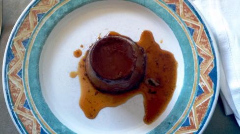 "Cioccolata Con Amaretti" : chocolate flan with amaretto and crushed amaretti cookie